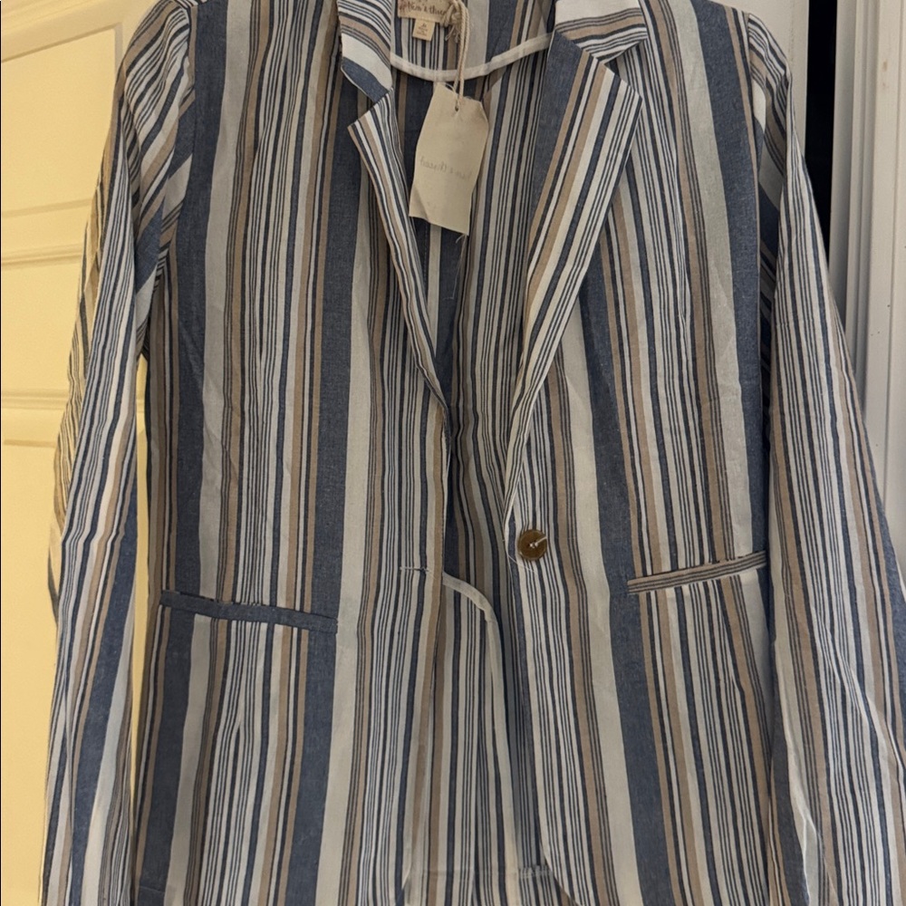 NWT Hem & Thread Blazer